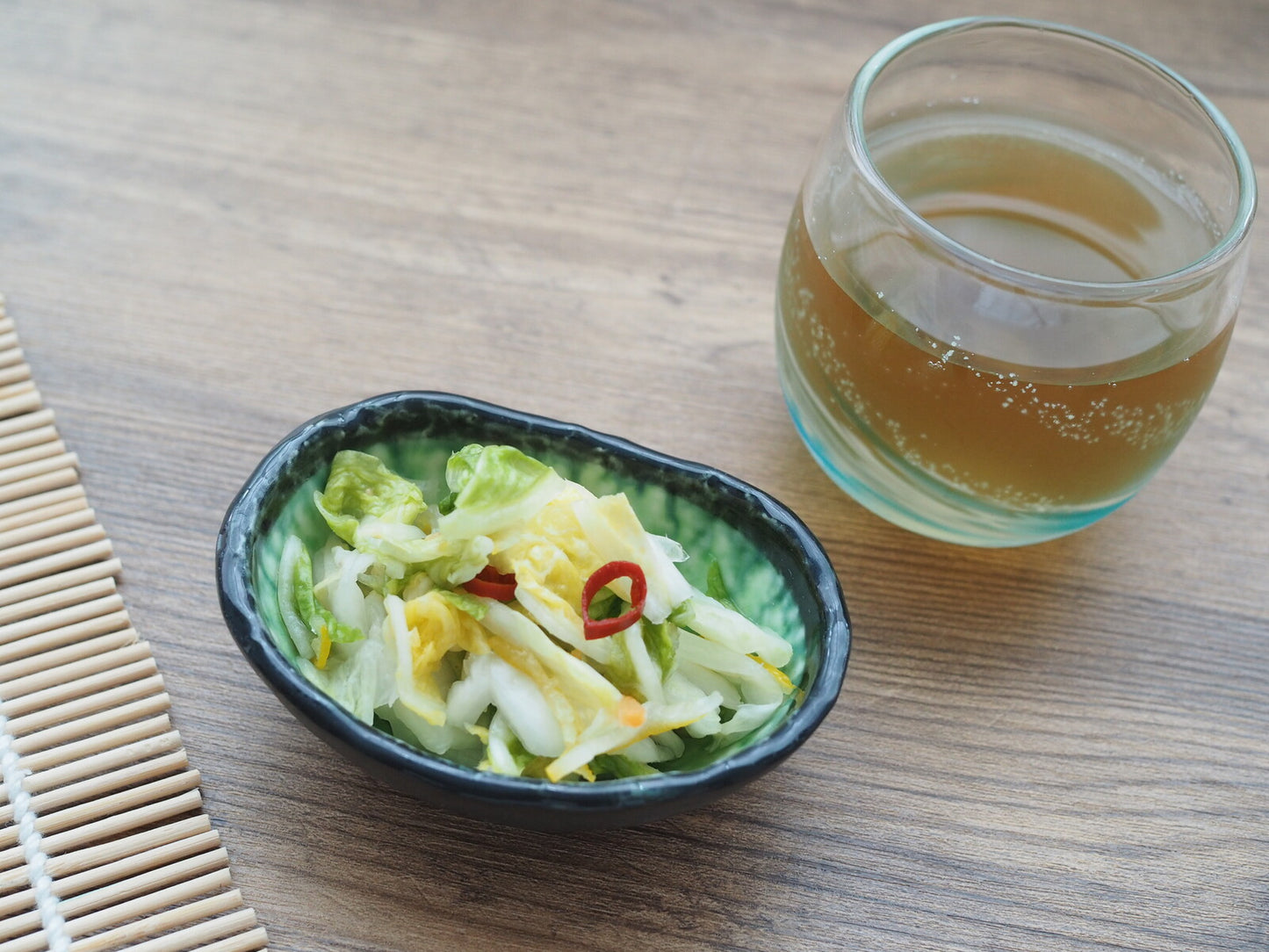 【現貨】日本製 湖水玻璃釉橢圓皿