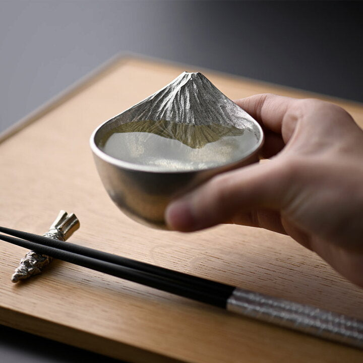 【預訂】日本製 銀雅堂 富士山倒影圓酒杯