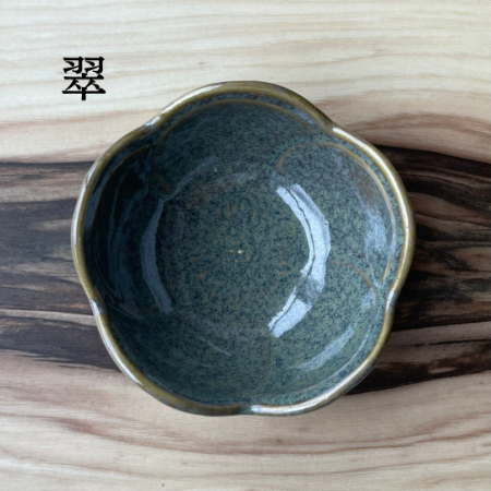 【預訂】日本製 梅花小鉢