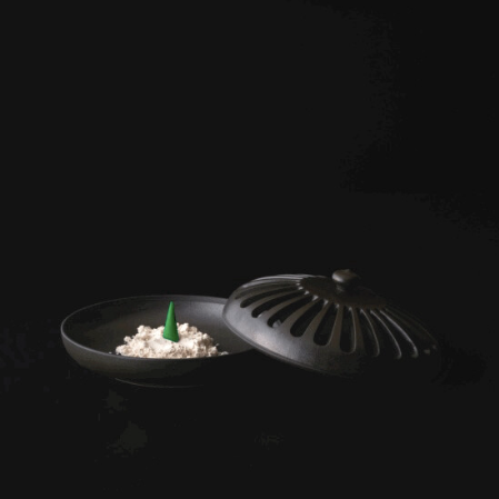 【預訂】日本製 瓷菊焚香器