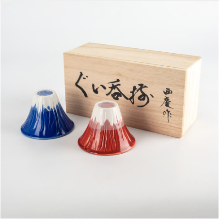 【預訂】日本製 富士山櫻花浮雕清酒杯