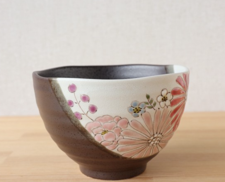 【預訂】日本製 九谷燒色繪遊手繪拼色飯碗