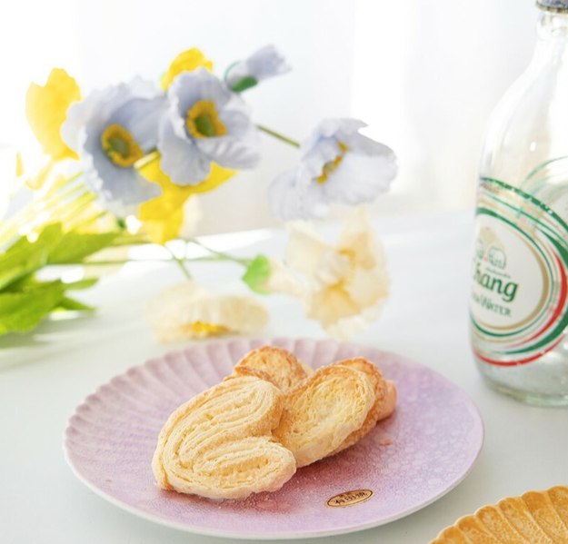 【預訂/現貨】日本製 有田燒菊裂碟