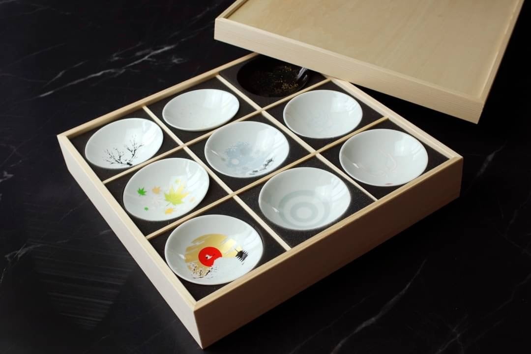 【預訂】日本製 冷感變色清酒平盃套裝